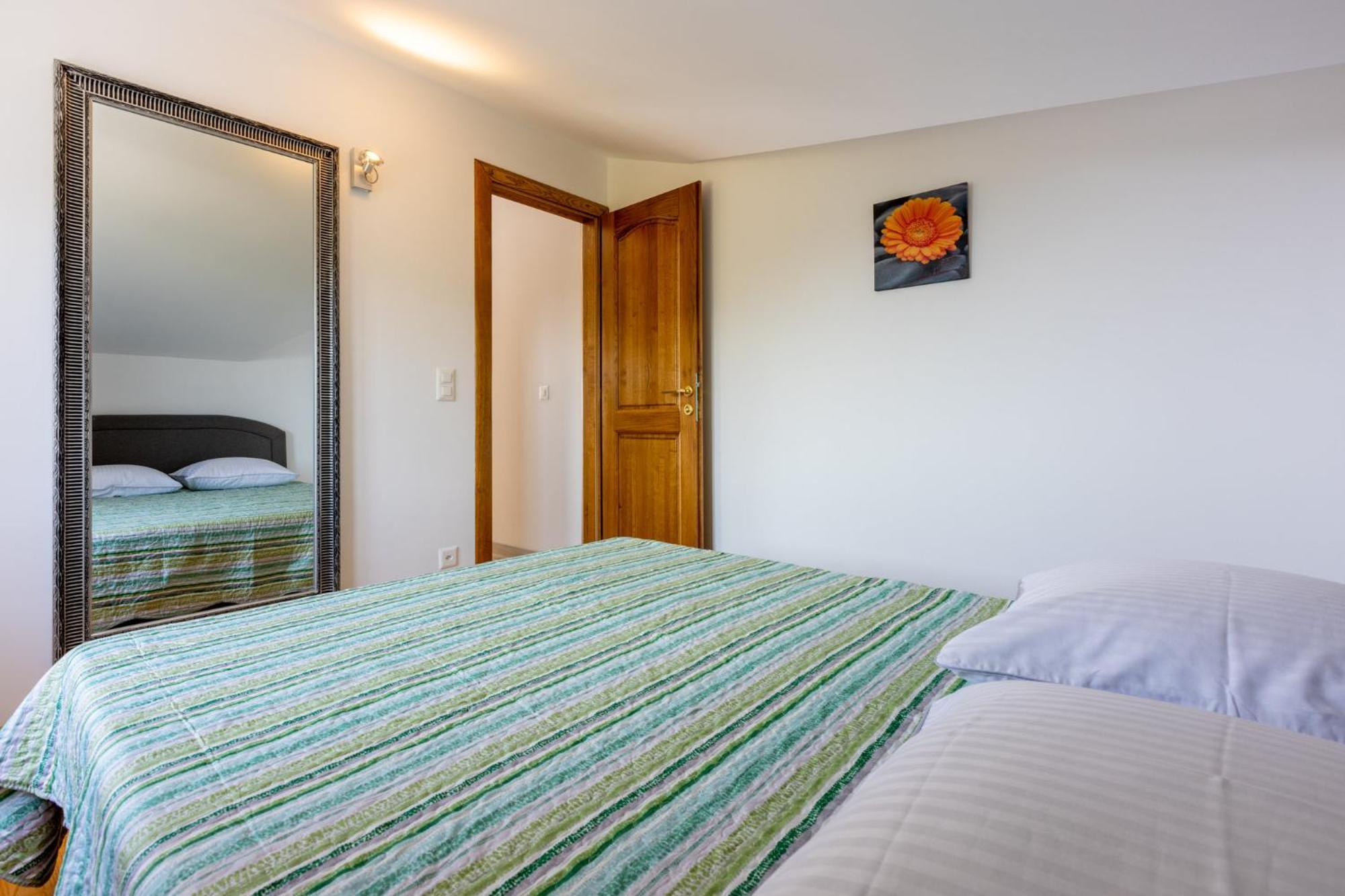 Apartments Sunshine D Crikvenica Exterior foto